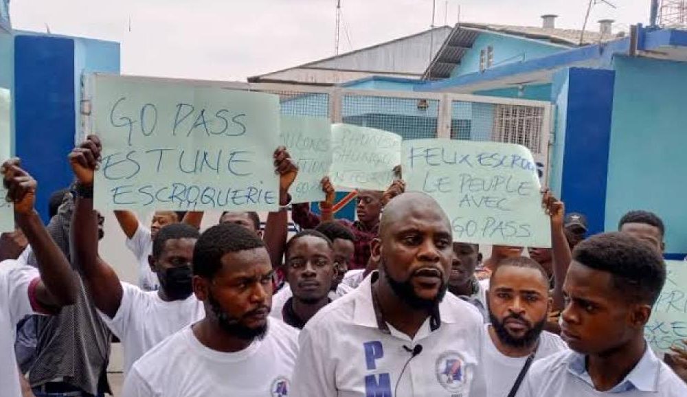 go-pass-en-rdc-15-ans-de-ponction-pour-des-a-roports-toujours-en